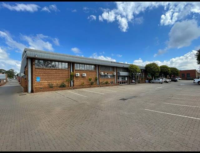 INDUSTRIAL PROPERTY TO RENT IN HENNOPSPARK